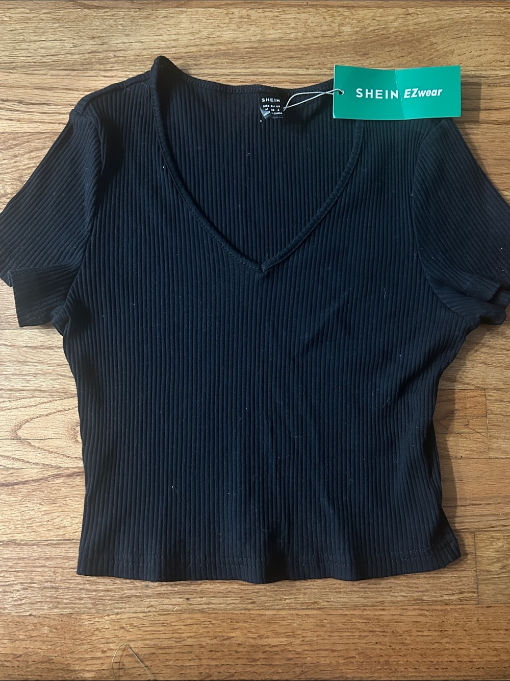 Black Ribbed Knit Cropped Top size small NWT